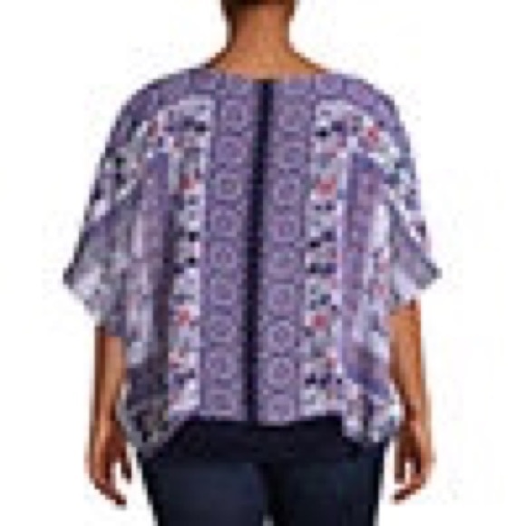 Beautiful Butterfly Blouse - Picture 2 of 4